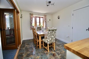 Kitchen/Diner- click for photo gallery